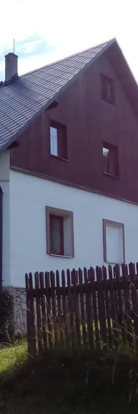 Penzion Edelštejn，位于Petrovice的酒店