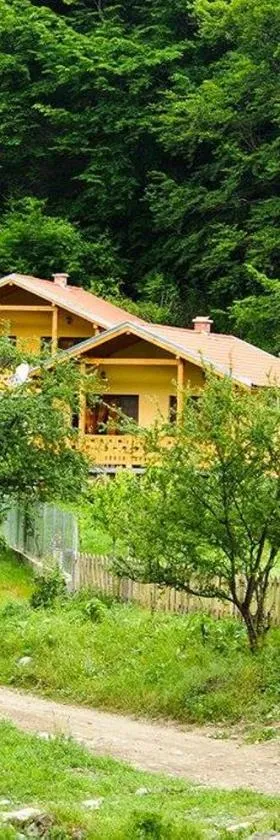 Бунгала Дара，位于卡洛费尔的酒店