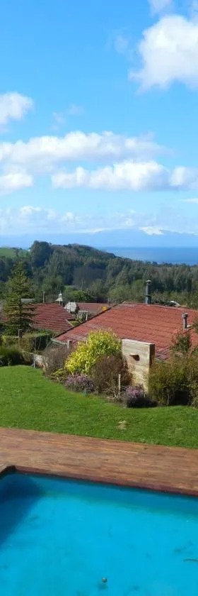 Cabañas Lomas del Lago，位于弗鲁蒂亚尔的酒店