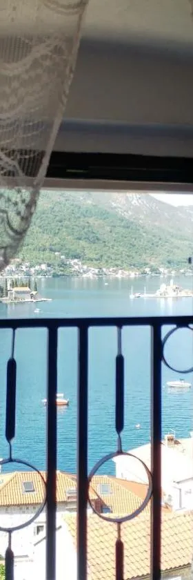 BellaVistaZmukic Guesthouse，位于帕里斯特的酒店