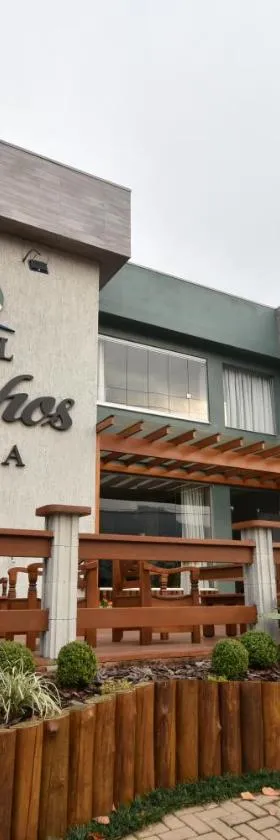 卡密霍斯达塞拉酒店，位于特雷斯科罗阿斯的酒店