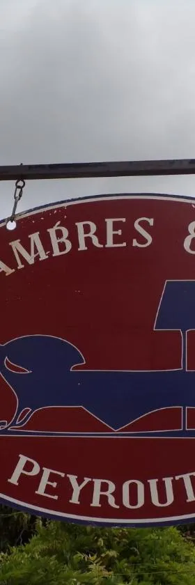 Chambres et Gîte Peyroutas "Amélie" à Vignonet St Emilion，位于Vignonet的酒店