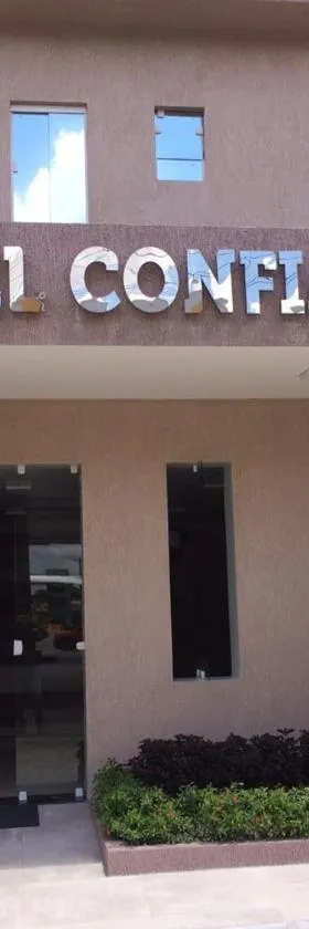 Hotel Confiança，位于阿拉皮拉卡的酒店