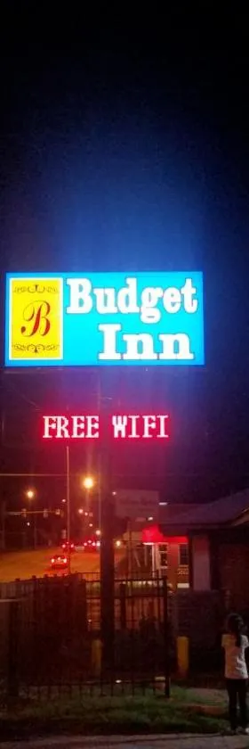 Budget Inn，位于奇克谢的酒店