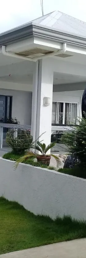 Sergi's Resort and Hotel，位于Palompon的酒店