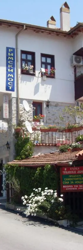 里姆斯基莫斯特旅馆，位于梅尔尼克的酒店