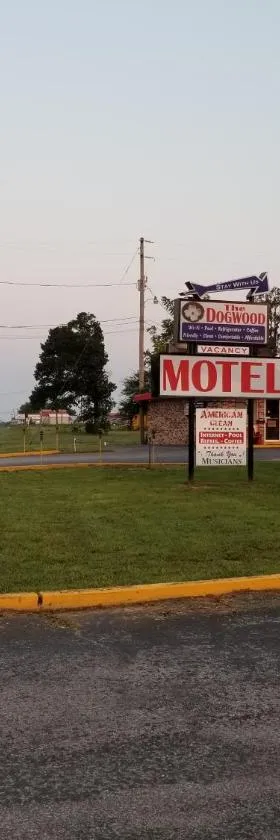 Dogwood Motel，位于芒廷维尤的酒店