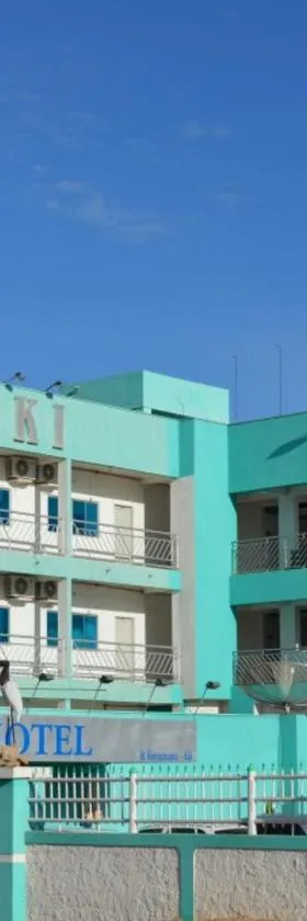 Aki Hotel，位于卡塞雷斯的酒店