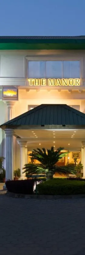 The Manor Kashipur by Leisure Hotels，位于Kāshīpur的酒店