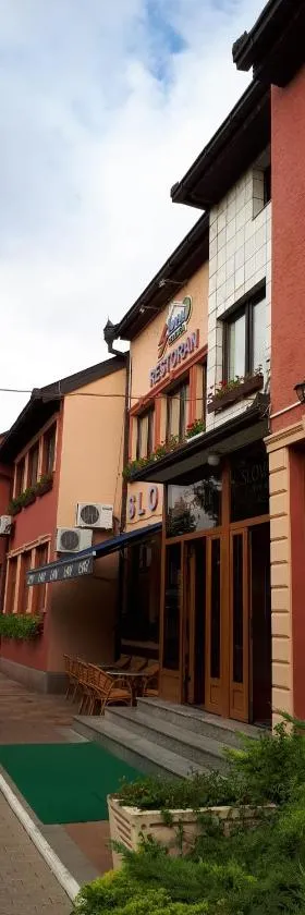 Business Club Selenča，位于Bač的酒店