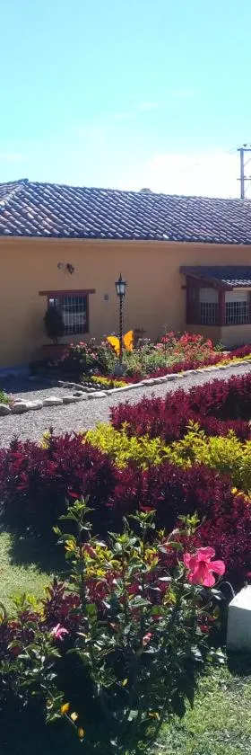 Hotel Campestre Franchesca，位于塔比奥的酒店
