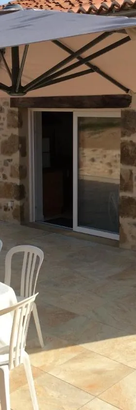 Gîte Des Vergnes，位于Esse的酒店