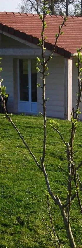 Le Relais De La Chaussee，位于Neuilly-la-Forêt的酒店