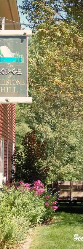 Lodge at Millstone Hill，位于Barre的酒店