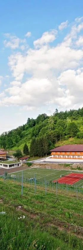 B&B Zlatna Nit，位于波斯尼亚克鲁帕的酒店