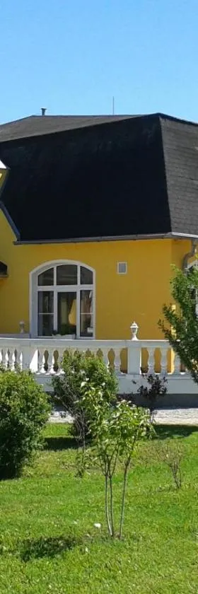 Pension Velický Zámoček，位于波普拉德的酒店