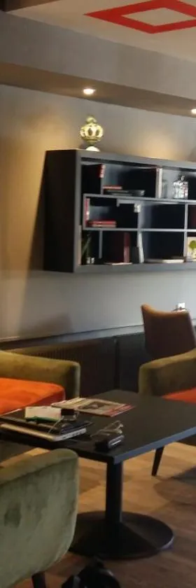 红色伯爵酒店，位于托农莱班的酒店