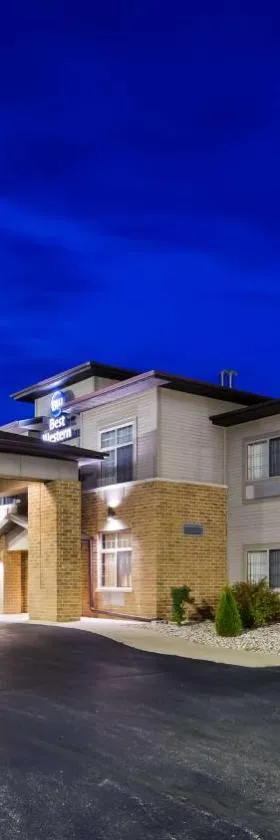 Best Western Plover-Stevens Point Hotel & Conference Center，位于Plover的酒店