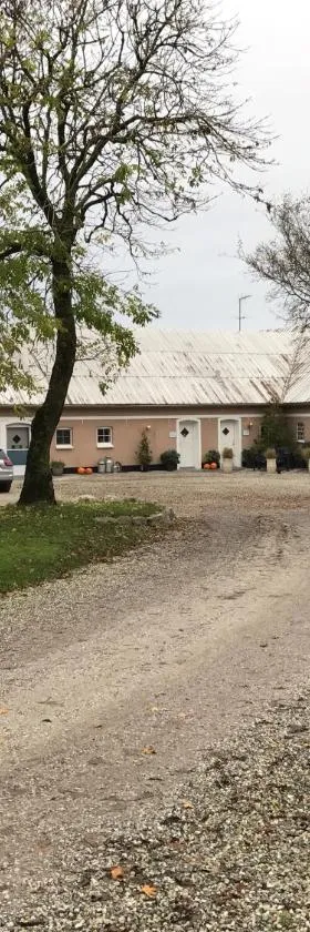 克利谷度假公寓，位于Mejeriby的酒店