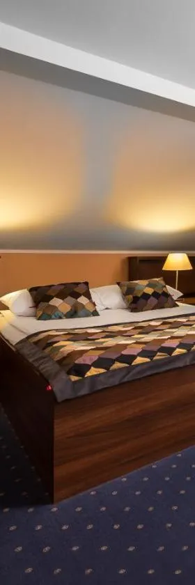 Hotel Colnus，位于Kolno的酒店