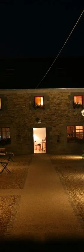 Les gites d'Hellen 2，位于洛贡纳达乌拉斯的酒店
