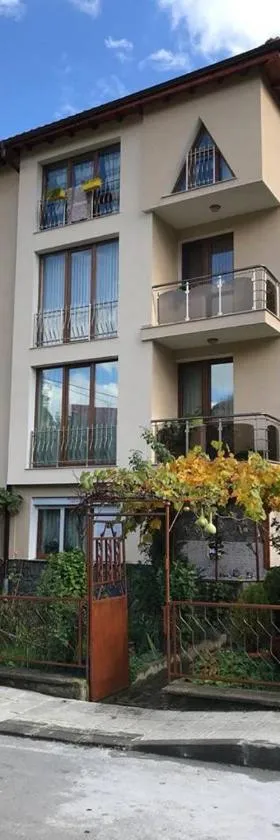 Guest Rooms Profirov，位于兹拉托格勒的酒店