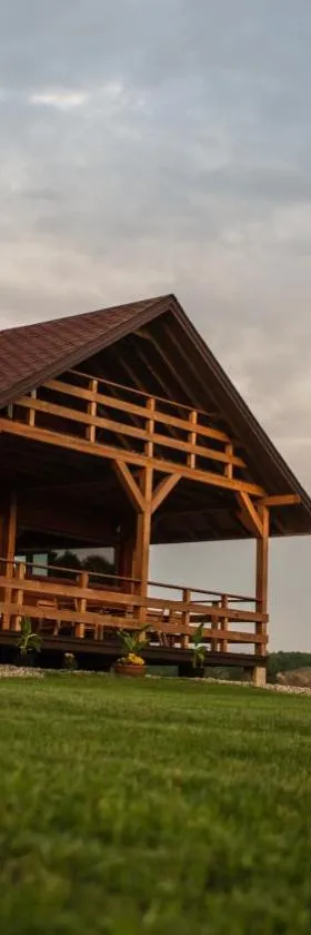 Domki nad Jeziorem，位于拉伊格鲁德的酒店