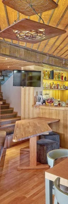 Dilofo Hotel Luxury Suites，位于蒂洛弗的酒店