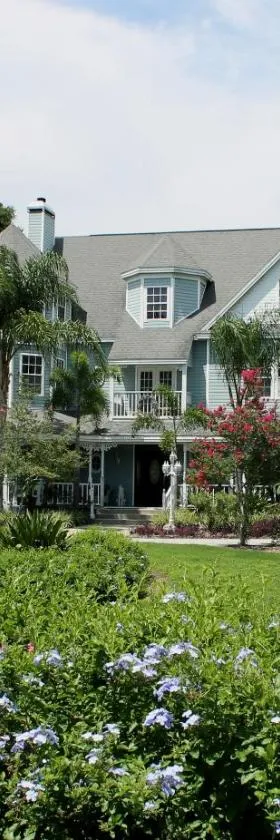 Heron Cay Lakeview Bed & Breakfast，位于芒特多拉的酒店