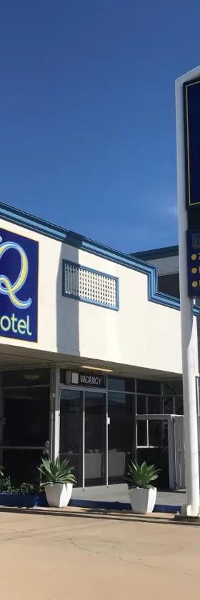 洛克汉普顿Q汽车旅馆，位于洛坎普顿的酒店