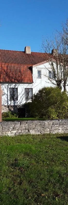 Nickarve Gård Hejdeby，位于维斯比的酒店