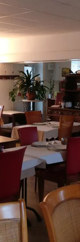 hotel le chatiague，位于Tence的酒店