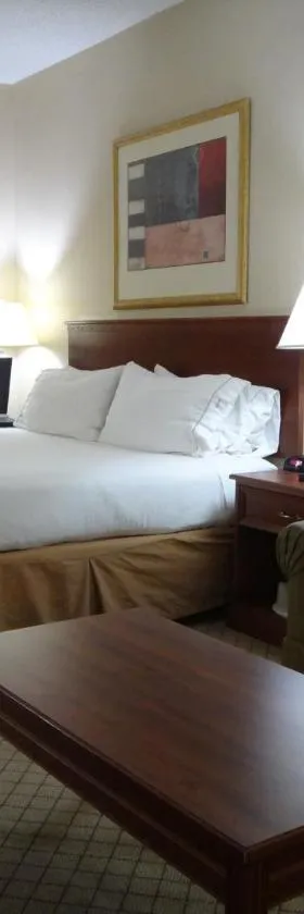 Windsor Inn & Suites，位于道奇城的酒店