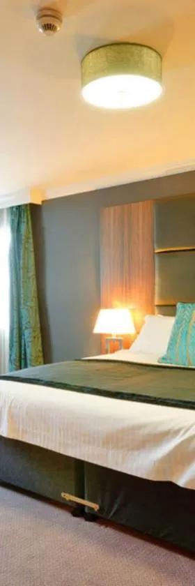 Rox Hotel Aberdeen by Compass Hospitality，位于阿伯丁的酒店