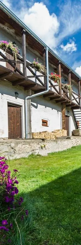 Pension U Řehoutů，位于霍尼普拉纳的酒店