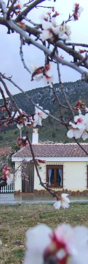 Vivienda Rural Embalse San Clemente，位于韦斯卡尔的酒店