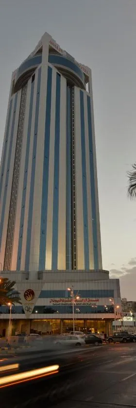 Awaliv Hotel，位于塔伊夫的酒店