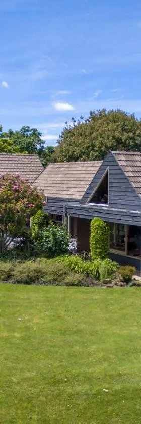 Omaka Lodge，位于陶马鲁努伊的酒店