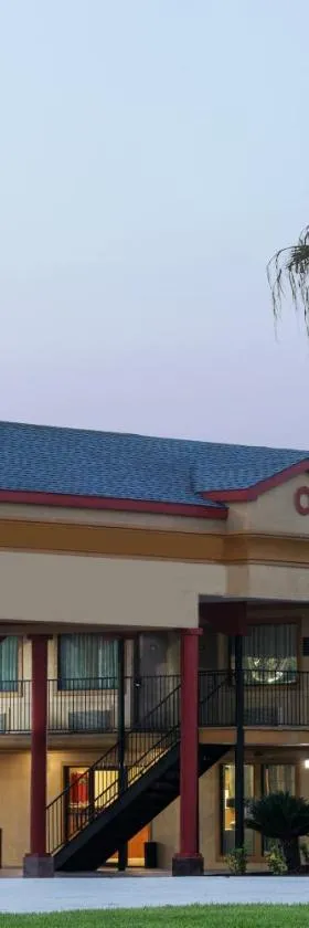 Studio 6 Opelousas, LA，位于奥珀卢萨斯的酒店