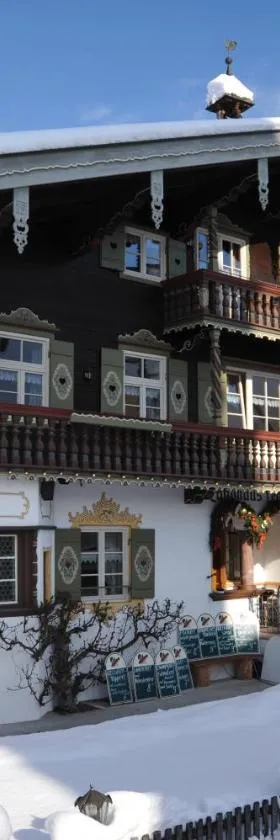 兰德豪斯林曾霍夫旅馆，位于雷特温克尔的酒店