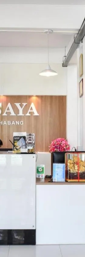 林查班巴萨亚酒店，位于Ban Laem Chabang的酒店