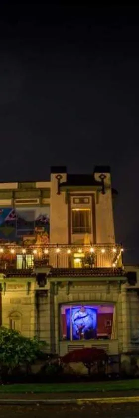 Centralia Square Grand Ballroom and Vintage Hotel，位于森特勒利亚的酒店