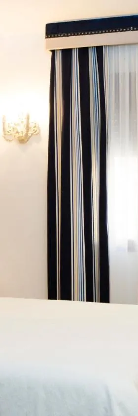Hotel Hierbaluisa，位于阿拉尔孔的酒店