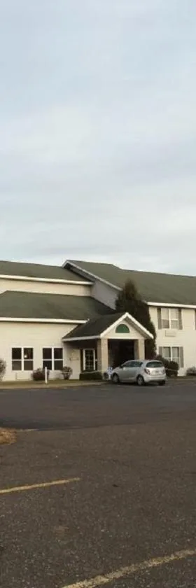 River Valley Inn & Suites，位于Osceola的酒店
