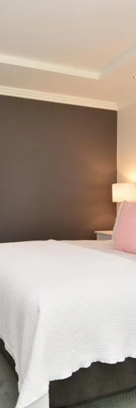 Elfin Hill Vineyard Accommodation，位于波高尔宾的酒店