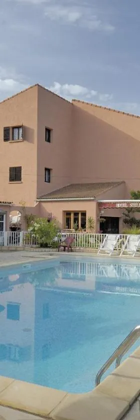 Hotel Stella Marina，位于塞雷拉的酒店