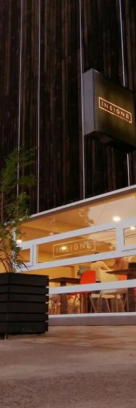 Hotel Insigne，位于塔尔卡的酒店