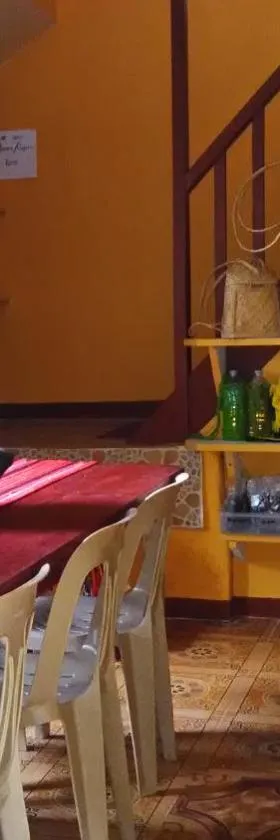 Batad Lhorens Inn and Restaurant，位于巴纳韦的酒店