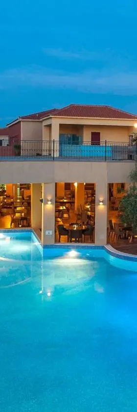 Varos Village Boutique Hotel，位于瓦若斯的酒店