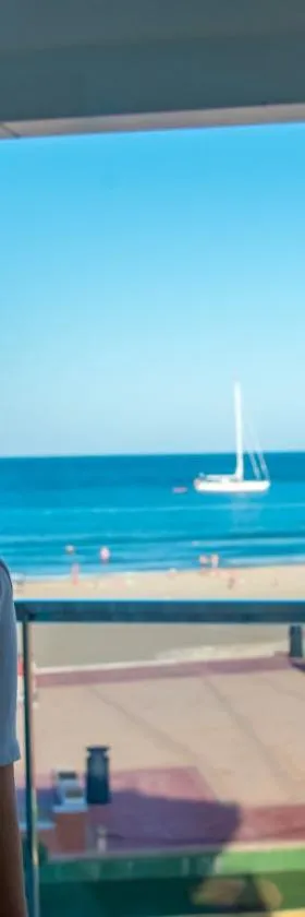 Hotel RH Portocristo & Wellness，位于佩尼斯科拉的酒店